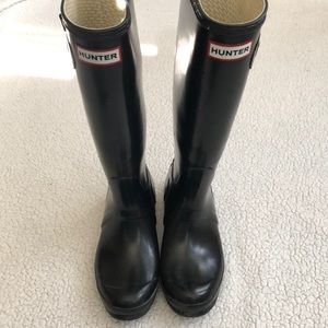 Black Hunter rain boots